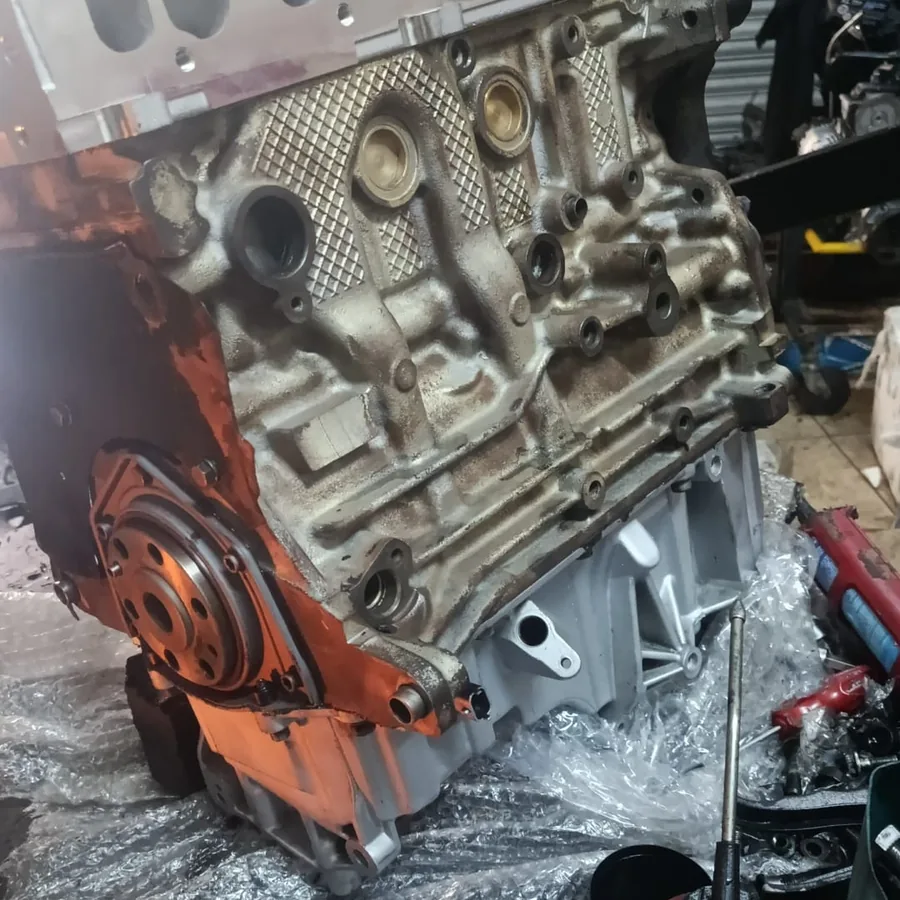Dizel motorun emme hattı ve üst bölgesi