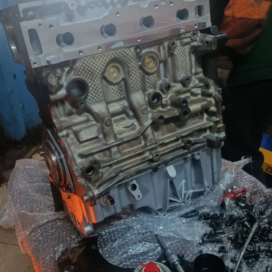 Revizyonu yapılan motorun tezgah üzerinde toplanması